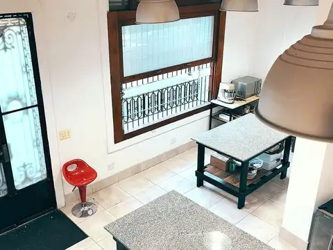 Avenida Caseros 1500