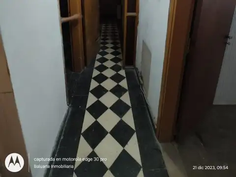 Casa en Venta con 5 cocheras