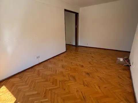 Bv N Oroño 213 , Piso 4