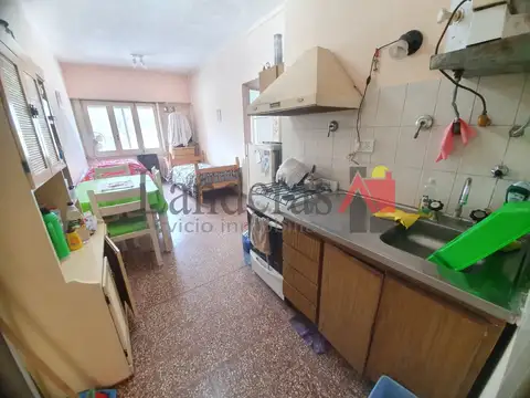 Departamento 2 amb. - CÉNTRICO - Todos los servicios conectados!