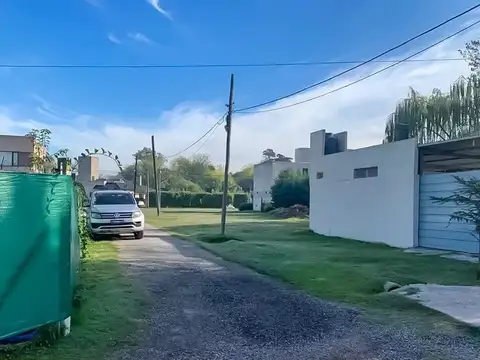 Terreno en Venta en Francisco Alvarez, USD 25.000