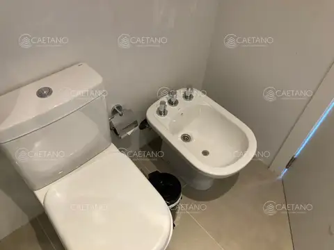 Hermoso apartamento con excelentes servicios en venta y alquiler en Playa Mansa