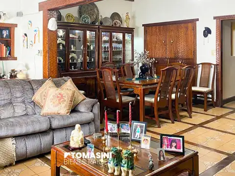 Casa en Venta con 1 cochera