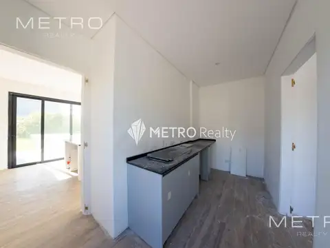 Casa en Venta, 5 ambientes, Haras Santa Maria, Pilar