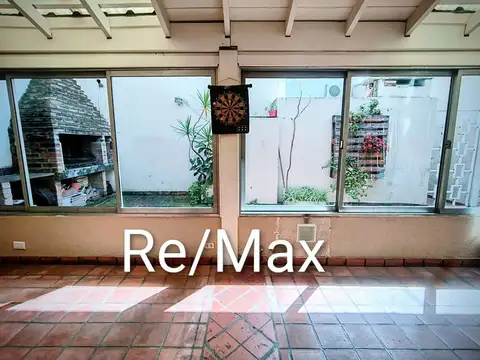 Depto Tipo Casa 5 ambientes con 2 baños