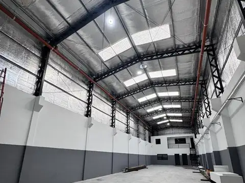 Galpon en Venta en San Andres, USD 330.000