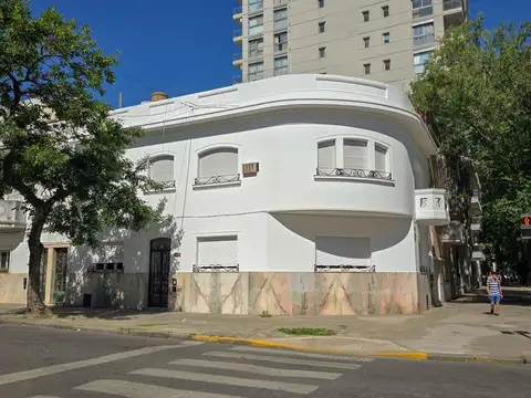 Oficina en Alquiler con 1 cochera