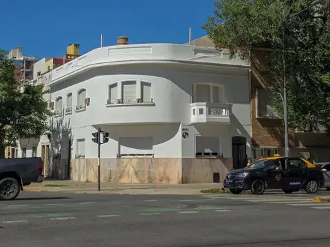 Av. Pellegrini 307 - Oficina en PA en Esquina Pellegrini y Ayacucho