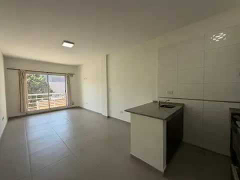 Departamento en Alquiler en Villa Saenz Peña, $ 450.000