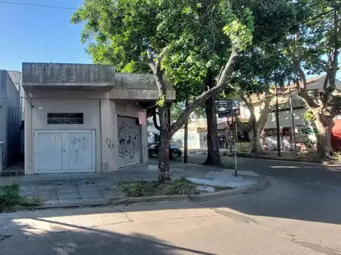 Dos locales con vivienda de 3 ambientes - Villa Ballester