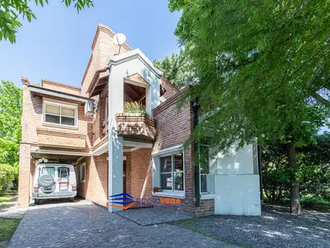 Casa a la venta en country Banco Provincia