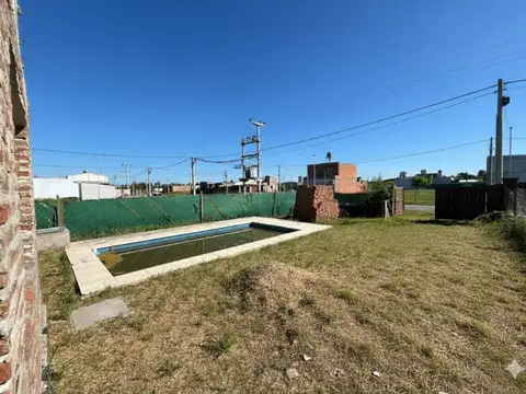 Calle El Almendro 2600