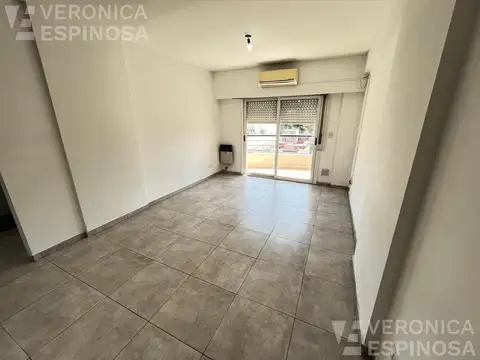 Departamento tres ambientes alquiler en morón.  Excelente ubicación APTO PROFESIONAL