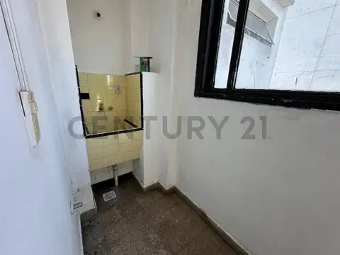 49 e/ 13 y 14 900, Piso 5