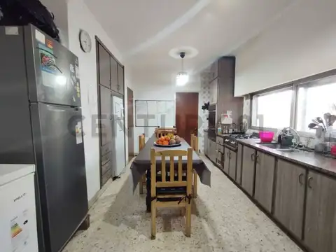 DEPARTAMENTO EN VENTA LA PLATA 3 DORMITORIOS BALCON