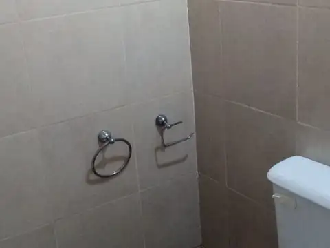 Venta casa + departamento en Las Heras