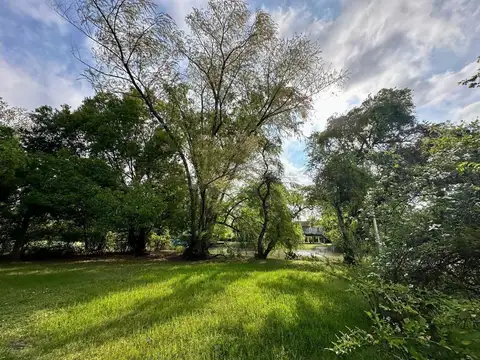 Terreno en Venta 20  mts Frente