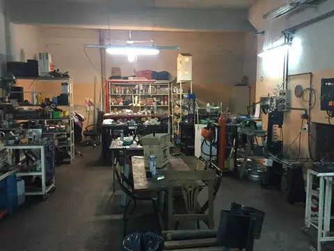 Local de 80mts² ubicado en zona de alto transito de San Andrés