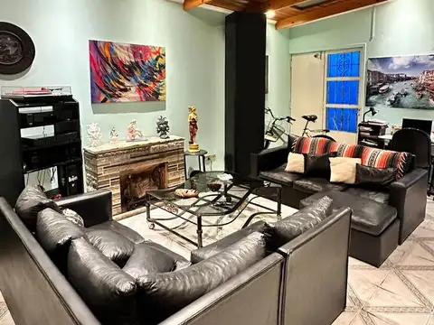 Casa en Venta con 1 cochera