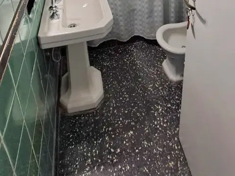 Depto Tipo Casa en Alquiler de 2 dormitorios