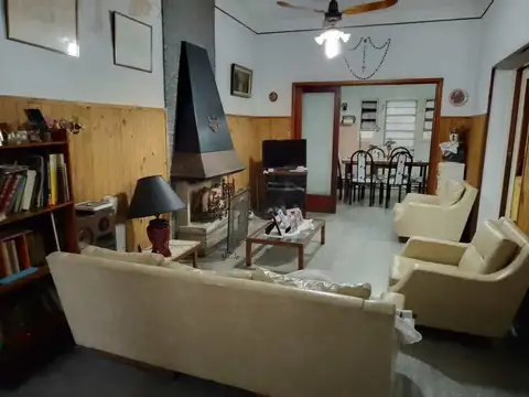 OPORTUNIDAD CASA AVELLANEDA