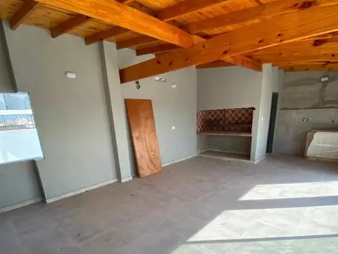 MONOAMBIENTE DIVISIBLE EN VENTA AL FRENTE DE CATEGORIA