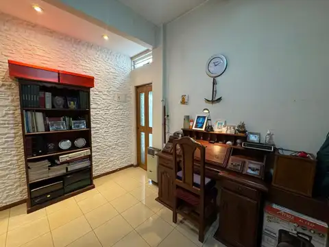 Depto Tipo Casa 4 ambientes con 2 baños