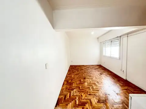 Avenida Eva Perón 3500, Piso 4°