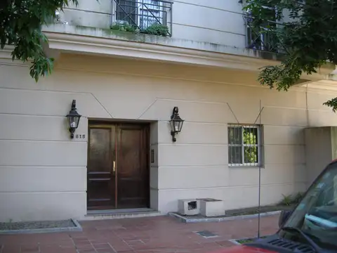 Hipolito Irigoyen al 800