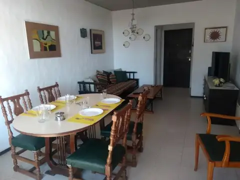 Departamento en Alquiler Temporal con 1 cocheras