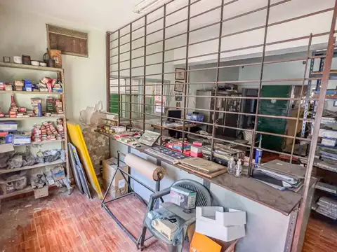 Avenida Eva Perón 2700