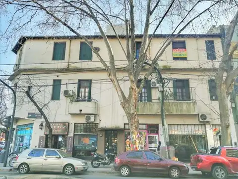 Jose E Colombres 1000, Piso 2