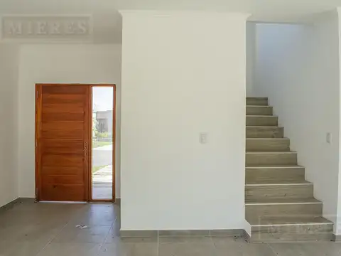 Casa en Venta en Pilar del Este - Santa Guadalupe, USD 220.000