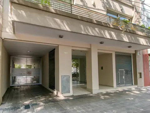 ALQUILER departamento dos dormitorios y balcón.