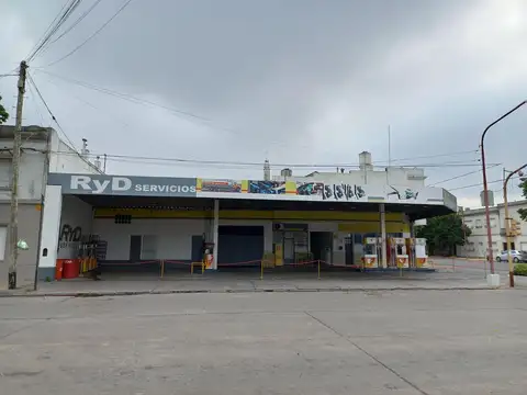 Estacion de Servicio en Venta, 225m2,  en Azul, Provincia de Bs As