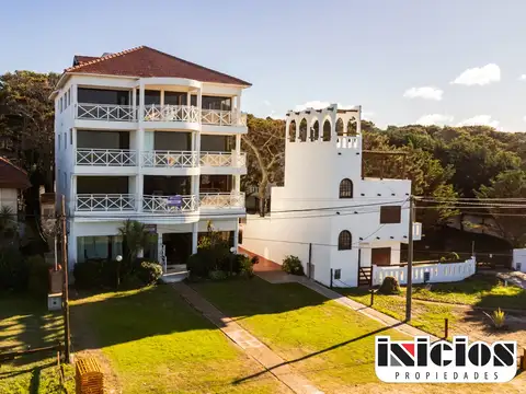 Dpto: Av. Costanera N° 439 Uf2 E/ Av. 3 Y Los Claveles - Costa Del Este - C968