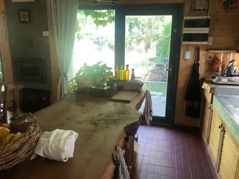 Casa 2 ambientes con 1 baño