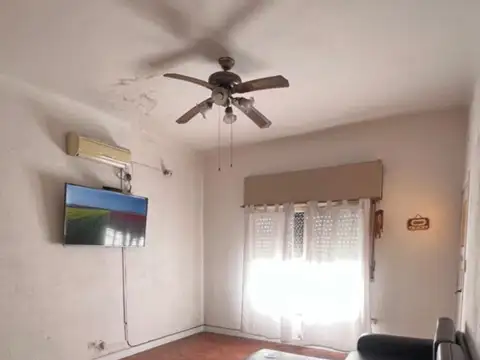 Joaquín V. González 1200