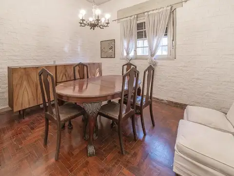 Depto Tipo Casa en Venta en Flores, USD 260.000