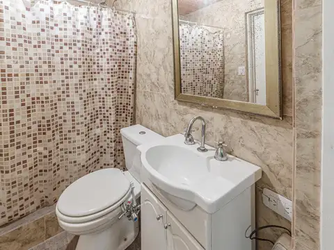 Depto Tipo Casa en Venta de 7 ambientes
