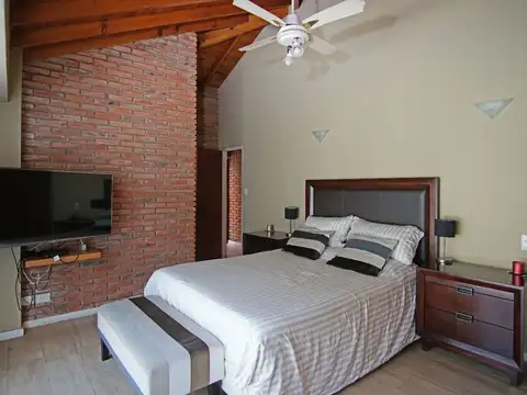 Country Club Los Cardales,  Ruta 4 km 4, B2814 Los Cardales,Provincia de Buenos Aires, Argentina 200