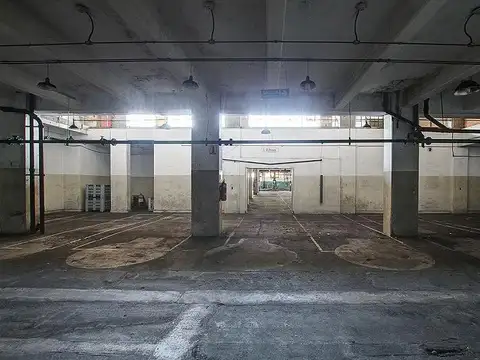 Galpon en Alquiler 20  mts Fondo