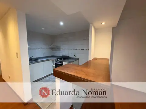 MONOMABIENTE - EXCELENTE UBICACION - CON COCHERA