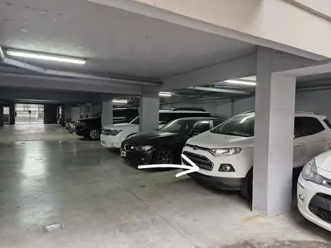 VENTA COCHERA CUBIERTA EN PALERMO