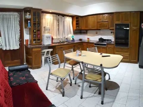 Casa en Venta en Moron Sur, USD 85.000