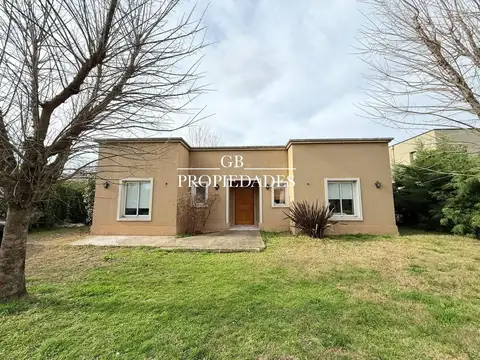 Venta de Casa 5 AMBIENTES en Barrio Privado El Recodo