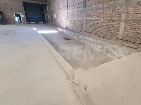 VENTA GALPON 1.323,86m2 JOSE FELICIANO 350 NQN