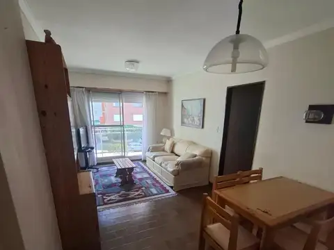 Departamento con vista lateral al mar y cochera stella maris