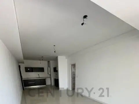 Liniers 1600, Piso 0