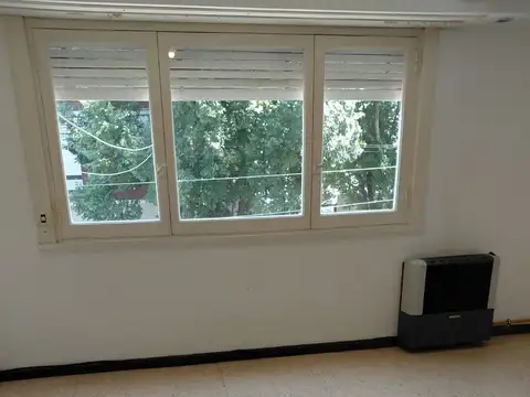 Lamadrid 2900, Piso 1